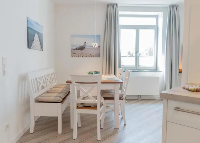 Inselblume 43 - Zentrumsnahe, Moderne In Burg auf Fehmarn